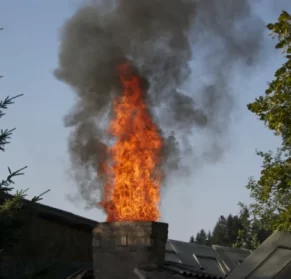 Spalinová cesta, komín a přívod vzduchu: Skrytý základ každých dobrých kamen