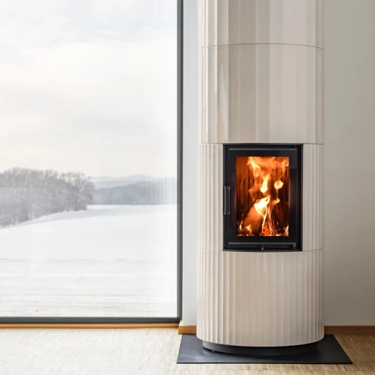 BLOX 17 Kachlová kamna BLOX slonová kost lesklá