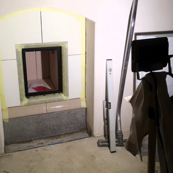 Fotogalerie 83 Kamna jsou topená z chodby